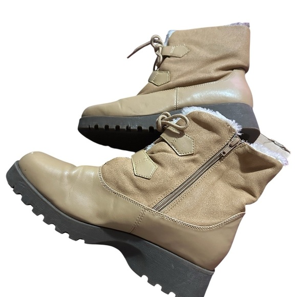 Predictions Shoes - Women's Tan Fur Lined Winter Boots